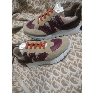 Women's Stylish Sneakers